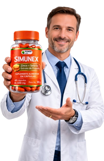 Especialista segurando produto